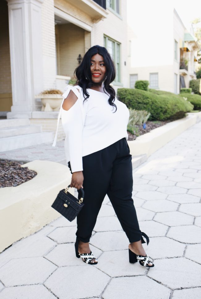 Musings of a Curvy Lady, Plus Size Fashion, Fashion Blogger, Macy's, NY Collection, Spring Fashion, Zara, Steve Madden, Black and White Outfit