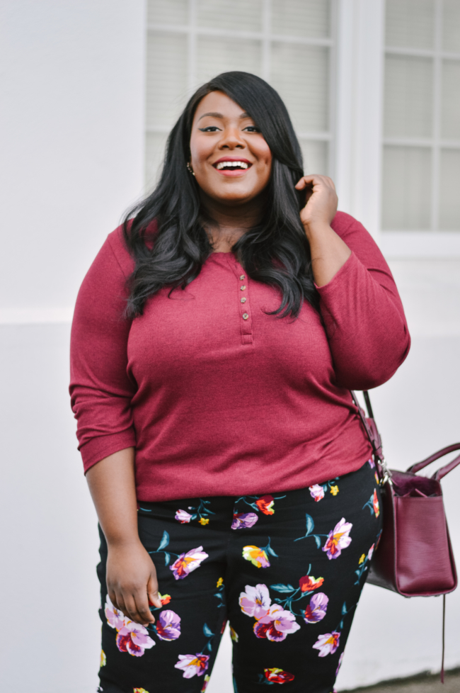 Musings of a Curvy Lady, Plus Size Fashion, Fashion Blogger, Old Navy, Pixie Pants, Floral Print Pants, Work Wear Inspiration, Women's Fashion, Velvet Block Heels, Oxblood Outfit Inspo