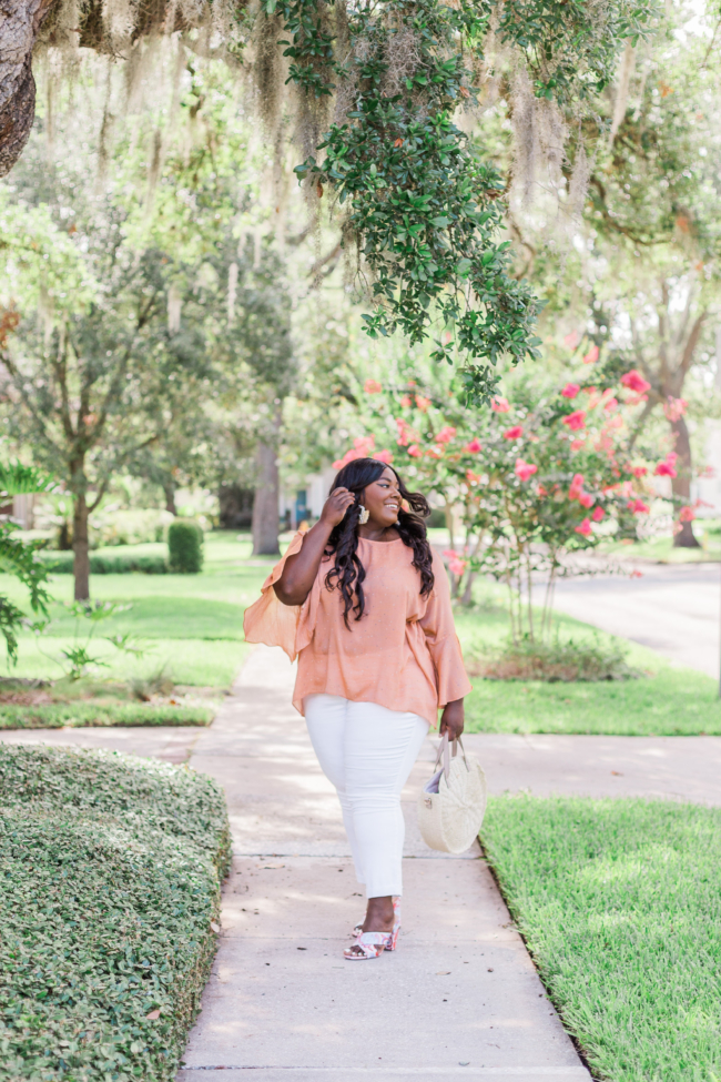 Musings of a Curvy Lady, Plus Size Fashion, LC Lauren Conrad, White Jeans, ShoeDazzle, Kohl's, Summer Fashion, Women's Fashion