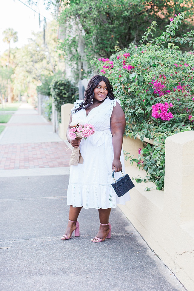 Plus Size Fashion, J.Crew, J.Crew Plus Size, White Eyelet Dress, Little White Dress, Plus Size Summer Outfit, Plus Size Model, New York Blogger, Miami Blogger