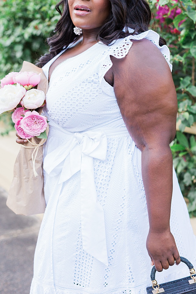 Plus Size Fashion, J.Crew, J.Crew Plus Size, White Eyelet Dress, Little White Dress, Plus Size Summer Outfit, Plus Size Model, New York Blogger, Miami Blogger