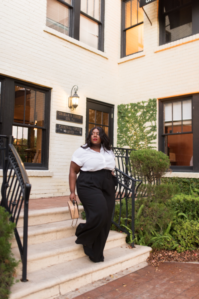 Musings of a Curvy Lady, Eloquii, Walmart, Chanel Vanity Case, Black and White Outfit, Plus Size Work Wear, Plus Size Office Attire 