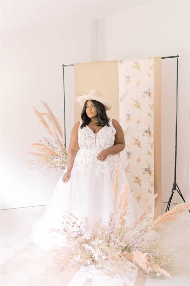 Wedding Dress, Plus Size Wedding Dresses, BHLDN, Anthropologie, Plus Size Fashion, Plus Size Wedding, Feminine Maximalist, Wedding Venue, Wedding, Elopement, Wedding Planning, Covid Wedding, Boho Bride, Boho Plus Size Bride