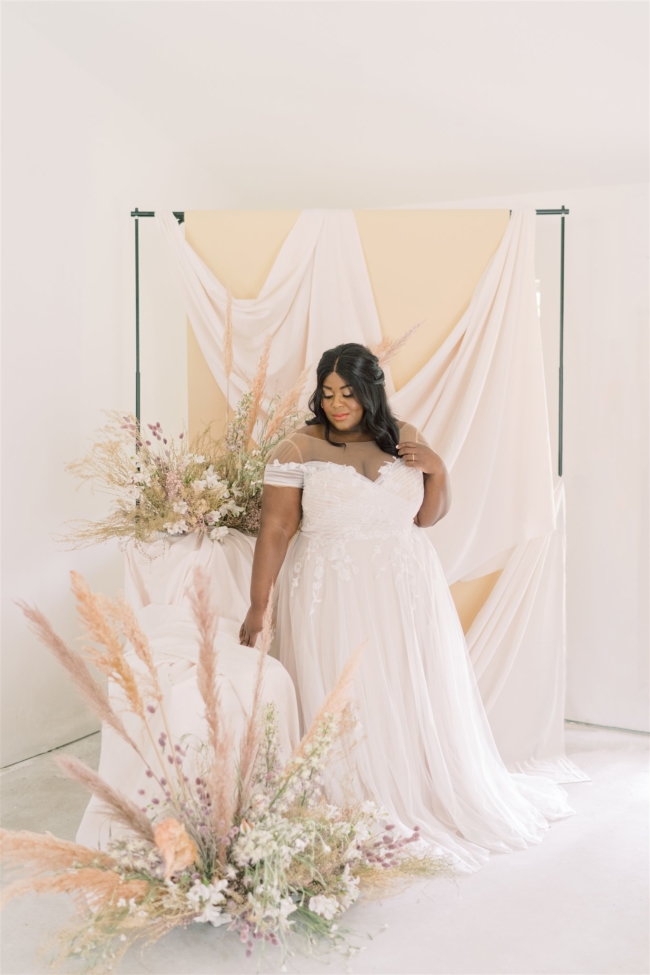 Wedding Dress, Plus Size Wedding Dresses, BHLDN, Anthropologie, Plus Size Fashion, Plus Size Wedding, Feminine Maximalist, Wedding Venue, Wedding, Elopement, Wedding Planning, Covid Wedding, Boho Bride, Boho Plus Size Bride