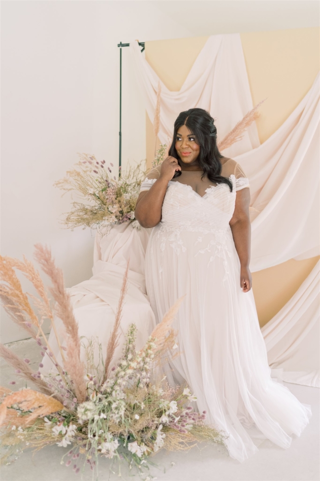 Wedding Dress, Plus Size Wedding Dresses, BHLDN, Anthropologie, Plus Size Fashion, Plus Size Wedding, Feminine Maximalist, Wedding Venue, Wedding, Elopement, Wedding Planning, Covid Wedding, Boho Bride, Boho Plus Size Bride