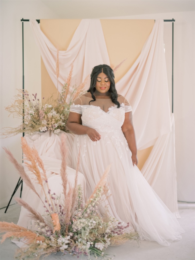 Wedding Dress, Plus Size Wedding Dresses, BHLDN, Anthropologie, Plus Size Fashion, Plus Size Wedding, Feminine Maximalist, Wedding Venue, Wedding, Elopement, Wedding Planning, Covid Wedding, Boho Bride, Boho Plus Size Bride