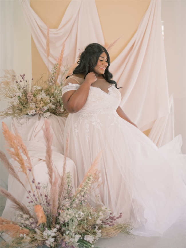 Wedding Dress, Plus Size Wedding Dresses, BHLDN, Anthropologie, Plus Size Fashion, Plus Size Wedding, Feminine Maximalist, Wedding Venue, Wedding, Elopement, Wedding Planning, Covid Wedding, Boho Bride, Boho Plus Size Bride