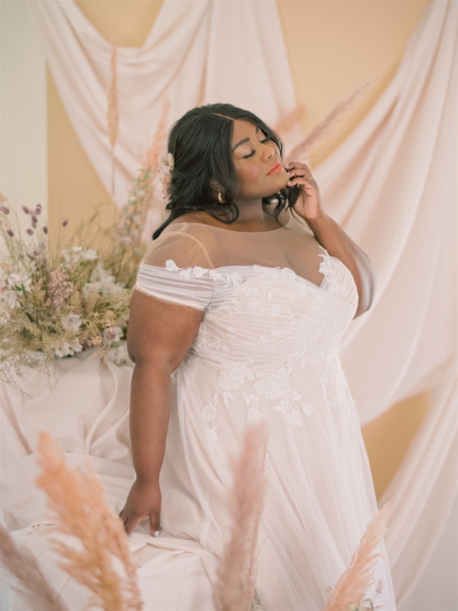 Wedding Dress, Plus Size Wedding Dresses, BHLDN, Anthropologie, Plus Size Fashion, Plus Size Wedding, Feminine Maximalist, Wedding Venue, Wedding, Elopement, Wedding Planning, Covid Wedding, Boho Bride, Boho Plus Size Bride