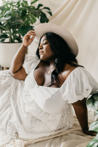 Thamarr Guerrier (Musings of a Curvy Lady)