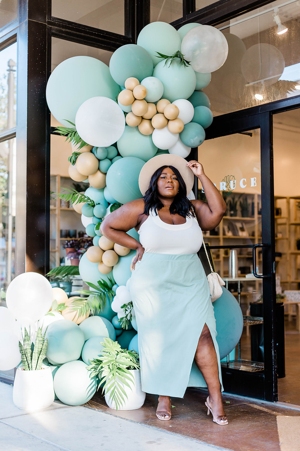 Eloquii Wrap Skirt, Balloon Garland, Plus Size Model, Eloquii Bodysuit