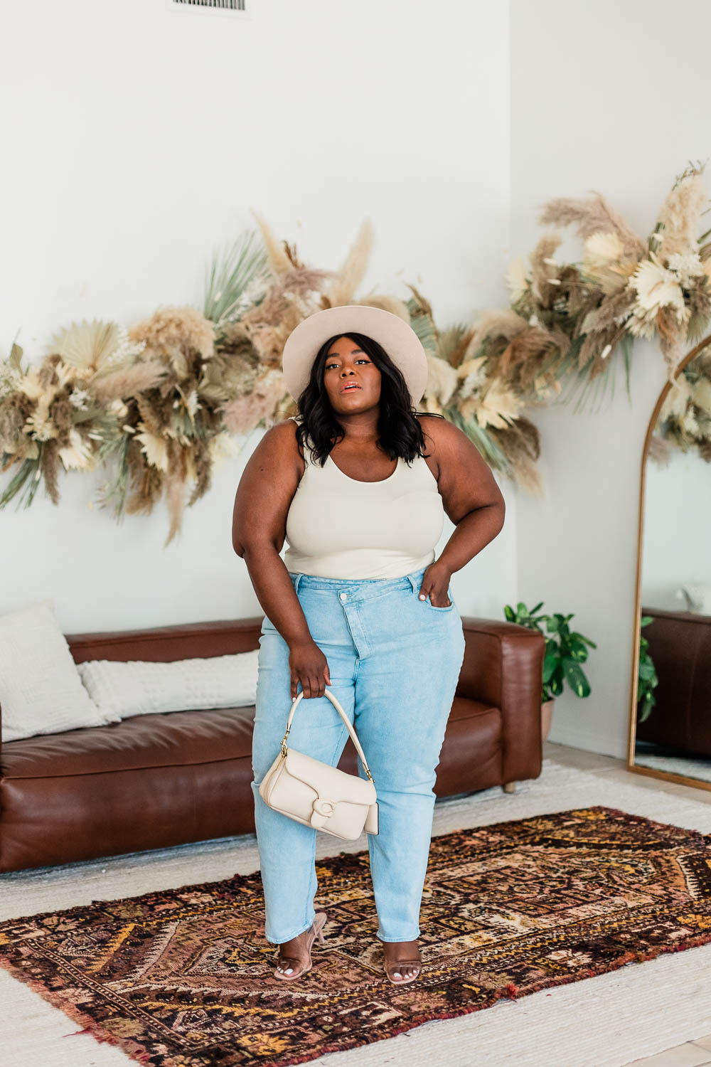 Walmart Sofia Vergara Bodysuit, Forever 21 Plus Size Straight Leg Jeans, Lack of Color Benson Tri-Beige, Steve Madden Loft Sandals, Coach Tabby Pillow Shoulder Bag, Dried Flower Installation, Urban Outfitters Tabitha Arc Mirror