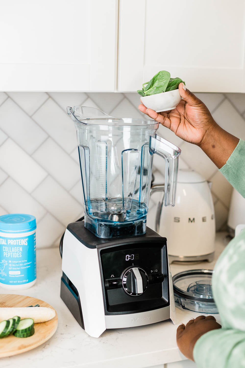 Green Smoothie, Green Smoothie Tutorial, Vital Proteins Collage, Spinach, Frozen Banana, Cucumber, Spirulina, Pineapple, Chia Seeds, Vitamix Blender, Morning Routine, Healthy Smoothie