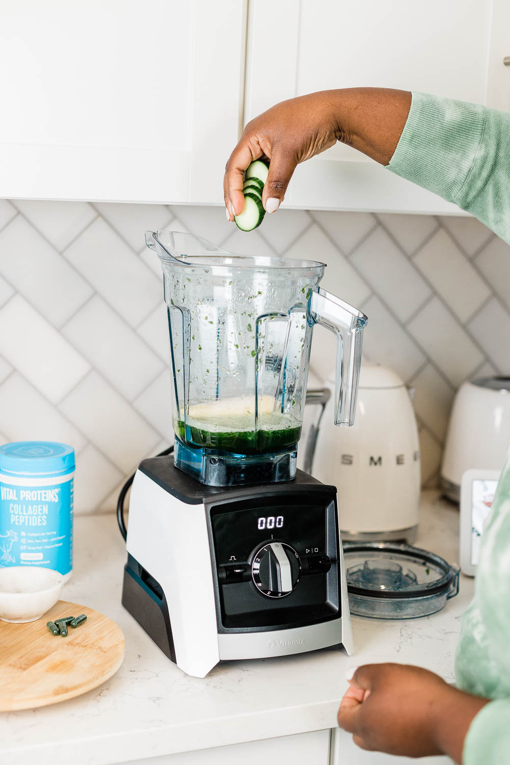 Green Smoothie, Green Smoothie Tutorial, Vital Proteins Collage, Spinach, Frozen Banana, Cucumber, Spirulina, Pineapple, Chia Seeds, Vitamix Blender, Morning Routine, Healthy Smoothie