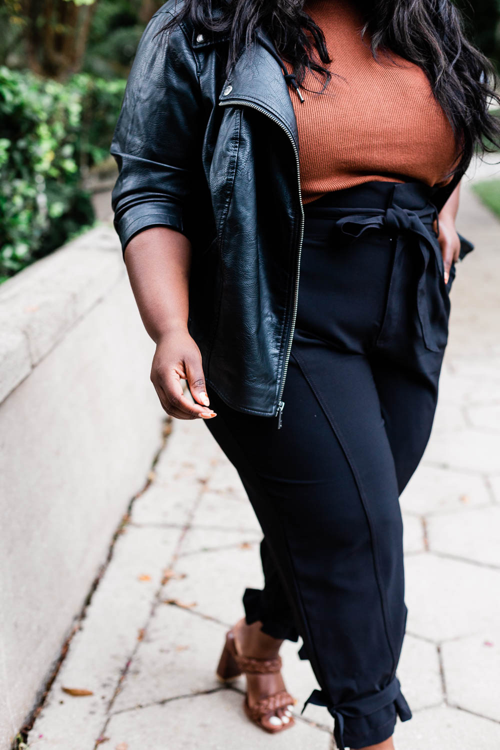 THAMARR, MUSINGS OF A CURVY LADY, JCPENNEY, LEVI'S, MOTO JACKET, PLUS SIZE MOTO, FALL FASHION, PLUS SIZE FALL OUTFIT
