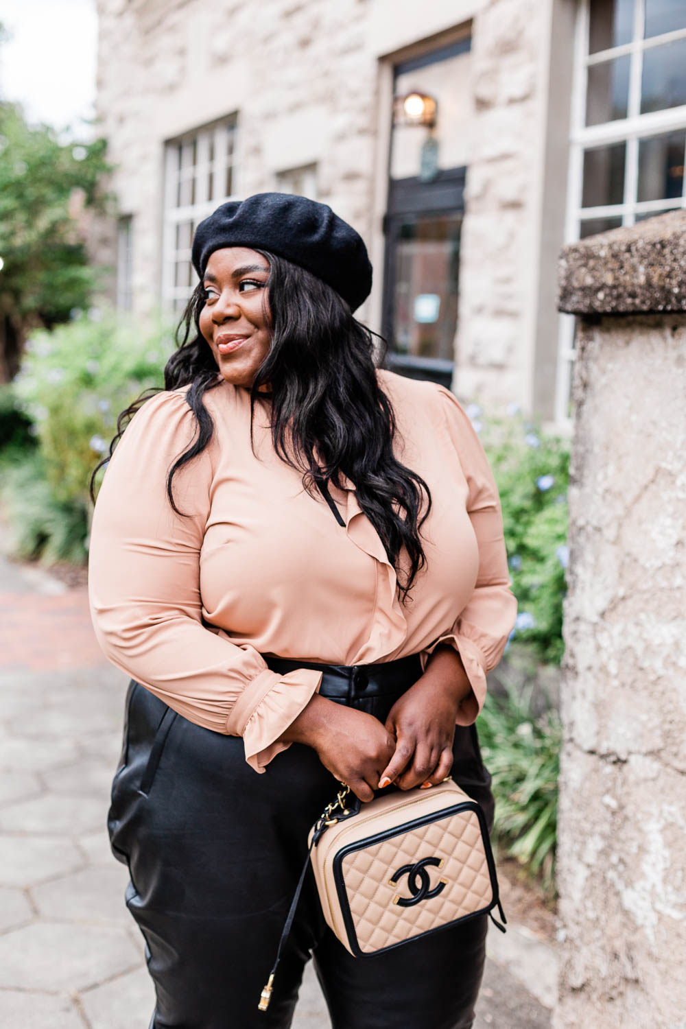 Paris, Parisian Inspired Outfit, Plus Size Fall Outfit, Faux Leather Pants, Plus Size Fashion, Eloquii, Chanel Caviar CC Vanity Case, Jeffrey Campbell Legion Heel Boots