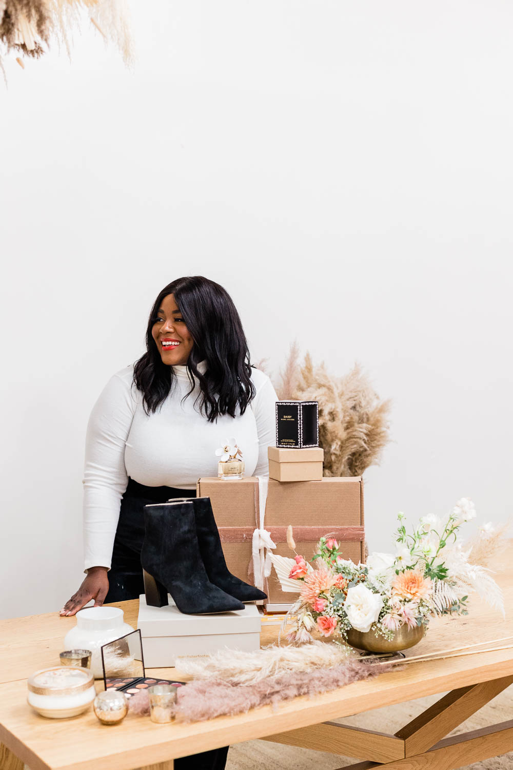 Nordstrom Rack Gift Ideas, Nordstrom Rack, Marc Jacobs Beauty, Portofino Candles, Marc Fisher Umika Bootie, M.A.C. MAC Art Library Palette, CityChic, BP. Turtleneck, Curvy Sense Velvet Wide Leg Pants, Holiday Gift Ideas, Gift Ideas Under $100, Gift Ideas for Her, 